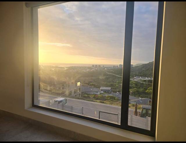 4 BEDROOM HOUSE FOR SALE IN ISLAND VIEW